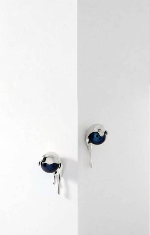 Black Pearl Dripping Effect Earrings