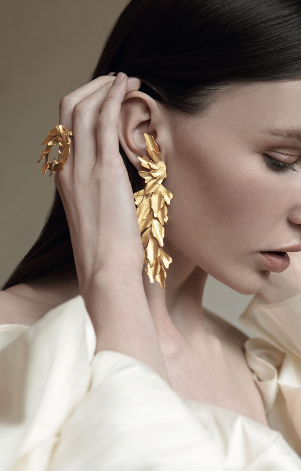 Matte Gold Leaves Earrings